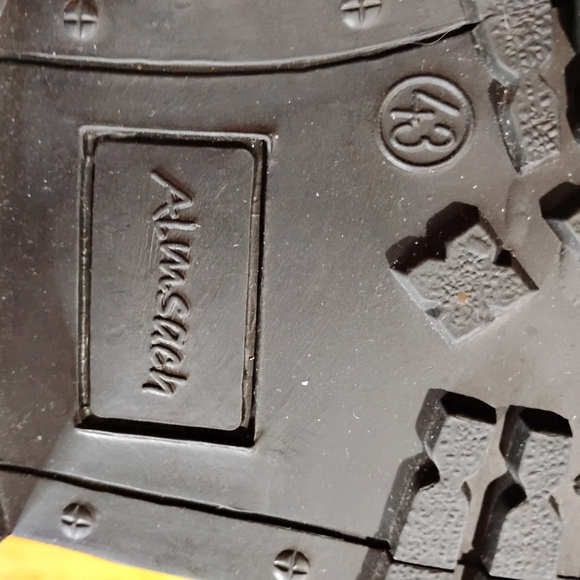 Almsach Men's Cynthia Shoes - Picture 6 of 7
